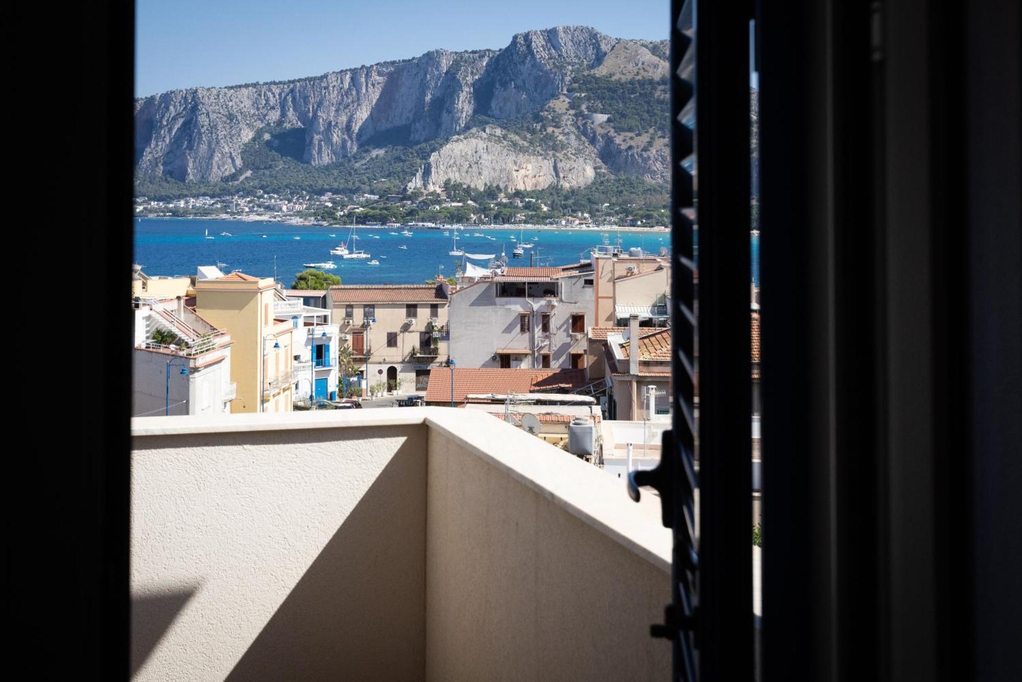 Mondello Glam Hotel & Terrace Eksteriør billede