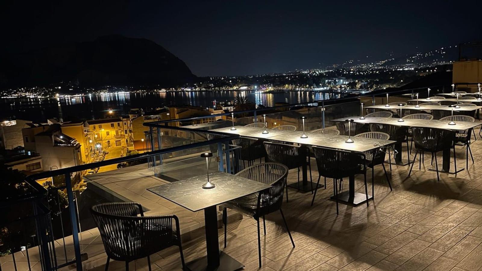 Mondello Glam Hotel & Terrace Eksteriør billede